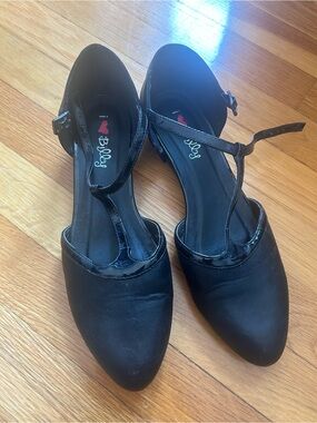Black T-Strap Women's Flats